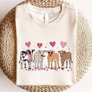 Cow Lover Valentines T-Shirt, Cow Lover T-Shirt, Valentines Day T-Shirt